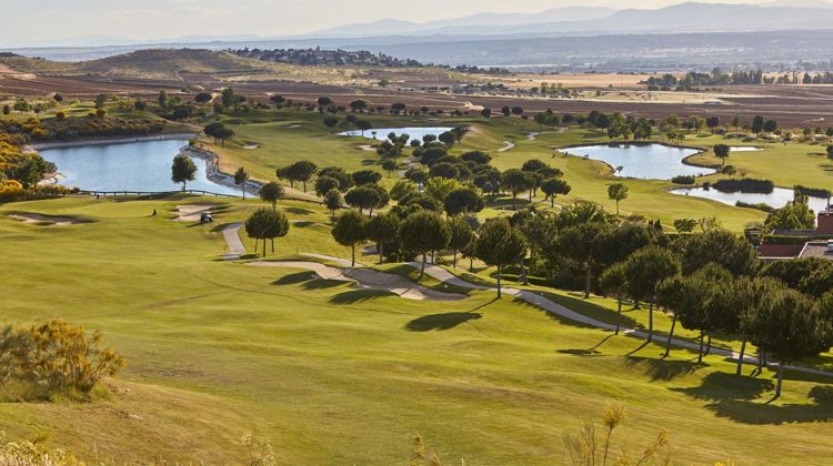 The 15th is the signature hole at José María Olazabál´s only signature course in Madrid, by kind permission of Club de Golf Retamares
