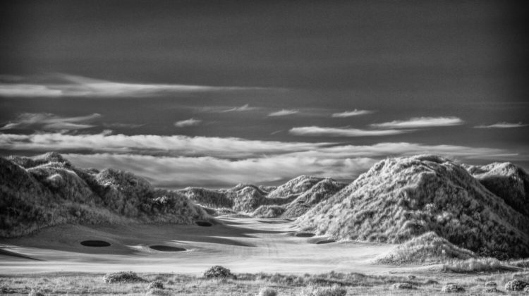 A stunning view in black and white of Trump International, by kind permission of Kevin Diss Photography