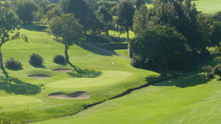 A view of the Par 3 5th Hole, by kind permission of Cleckheaton & District Golf Club