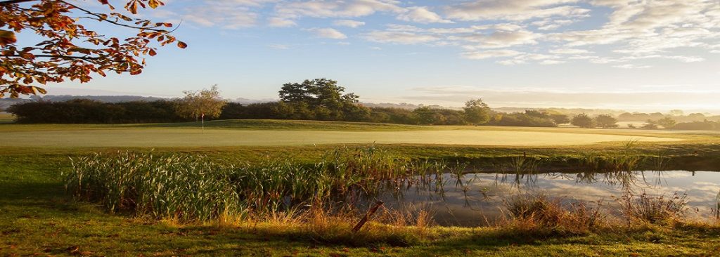 A view of the Par 5 10th, by kind permission of Nazeing Golf Club