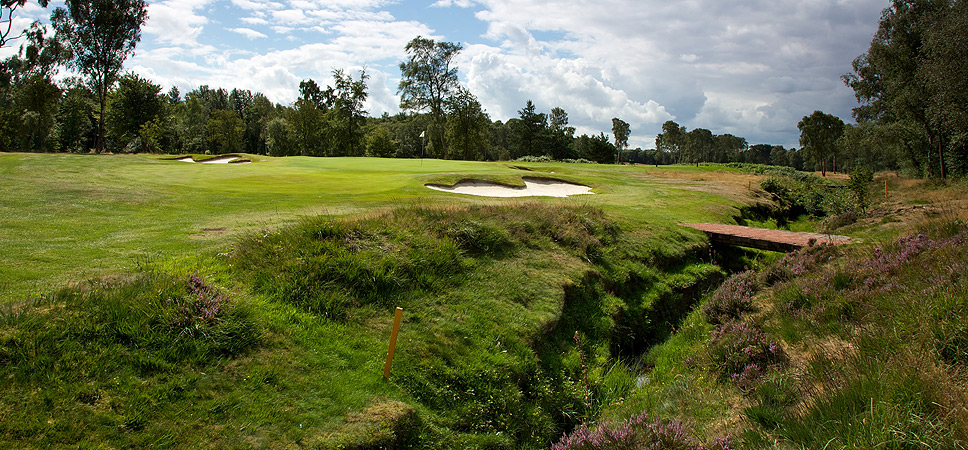 A view of the green at the Par 3 4th Hole (designed by Dr Alister MacKenzie), by kind permission of Moortown Golf Club