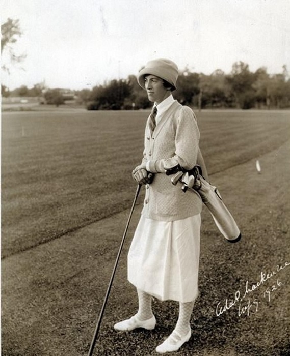 A photograph of Ada Mackenzie (from 1926) carrying a half set of clubs in a very slim pencil bag
