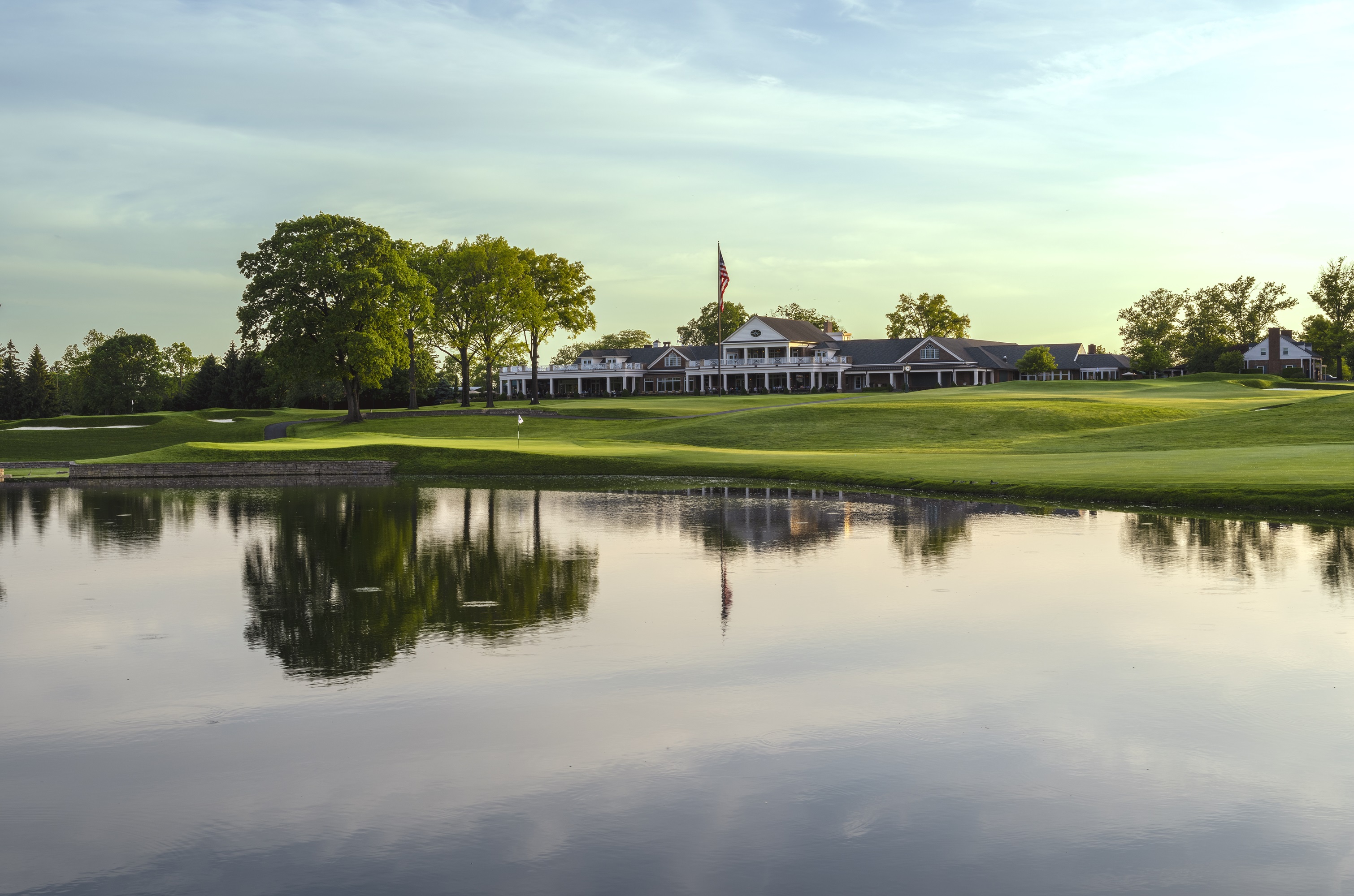 A view of the 8th green, looking towards the Clubhouse ... photograph by kind permission of Scioto Country Club